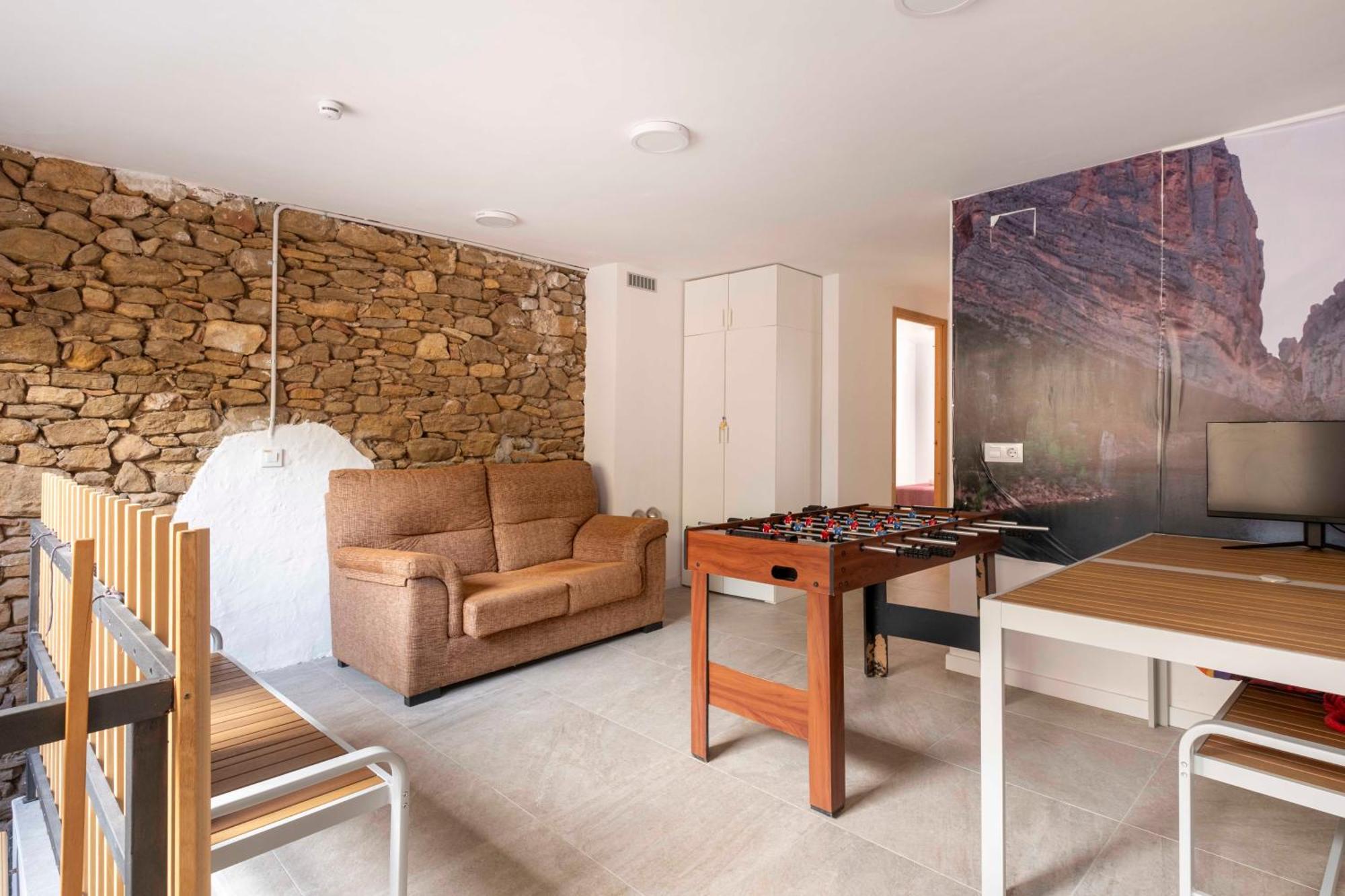 Villa Casa Acollidora I Familiar Amb Jardi I Barbacoa Àger Esterno foto