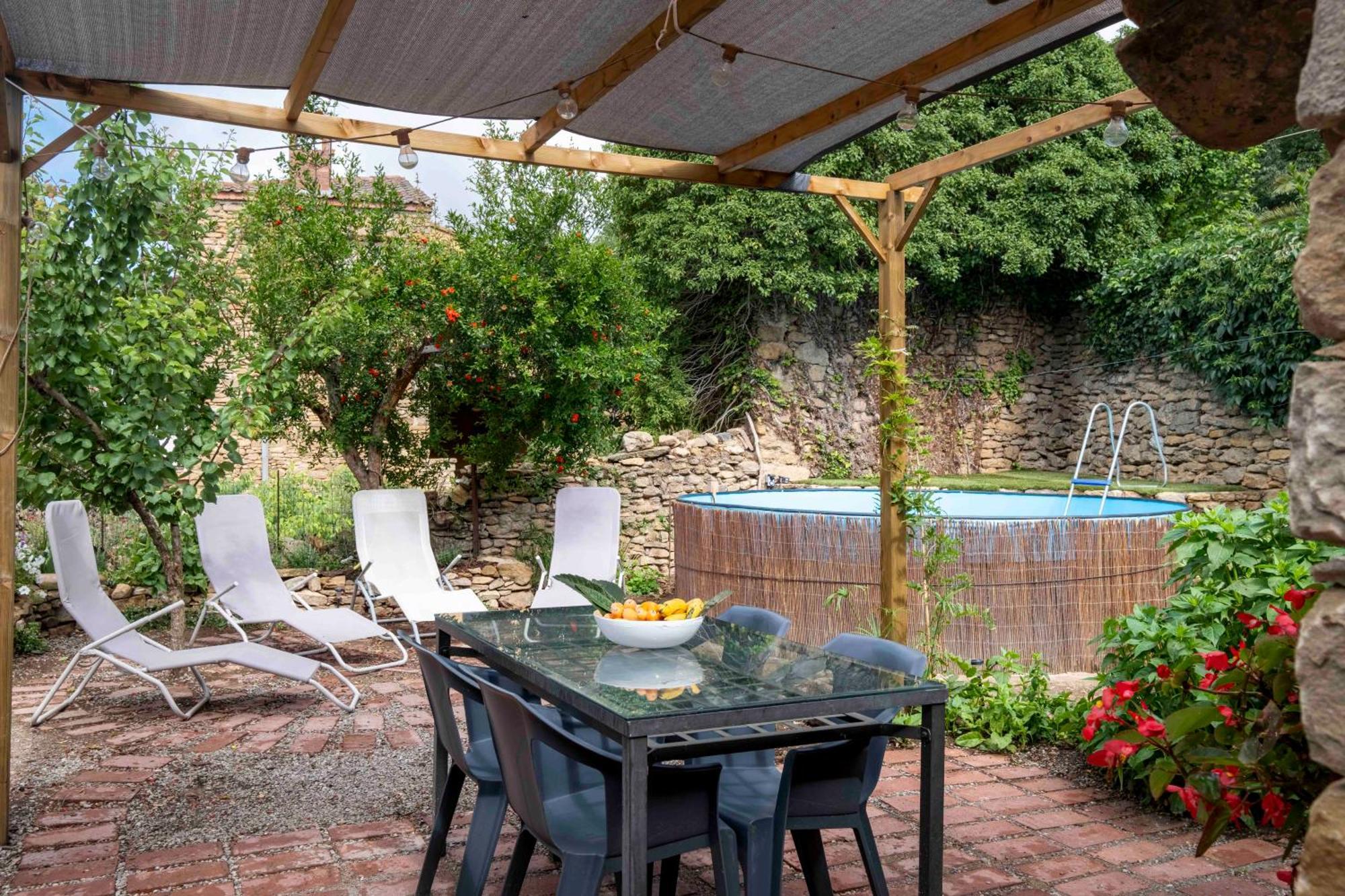 Villa Casa Acollidora I Familiar Amb Jardi I Barbacoa Àger Esterno foto